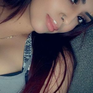 Meet your Posher, Carolina